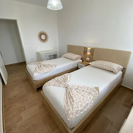 Summer Apartment *