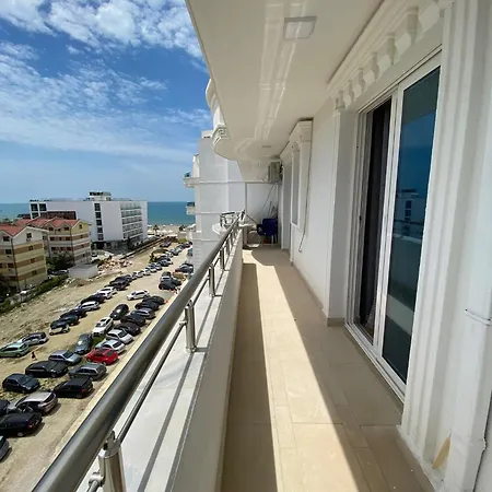 Summer Apartment