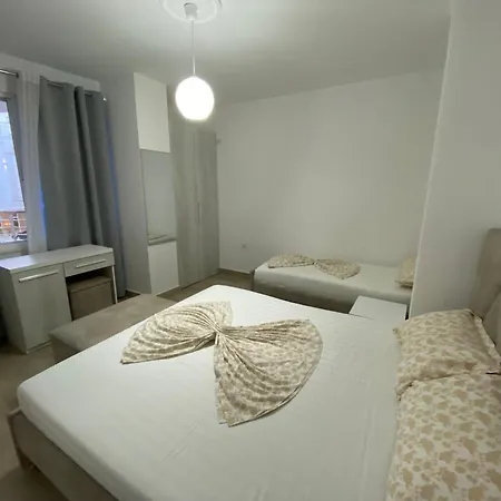 Summer * Golem (Tirana)