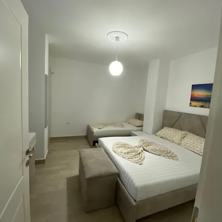 Summer Apartment *