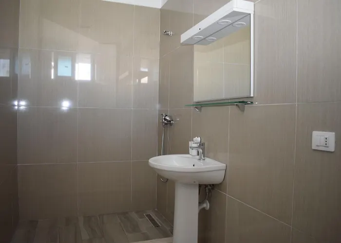 Summer * Golem (Tirana)